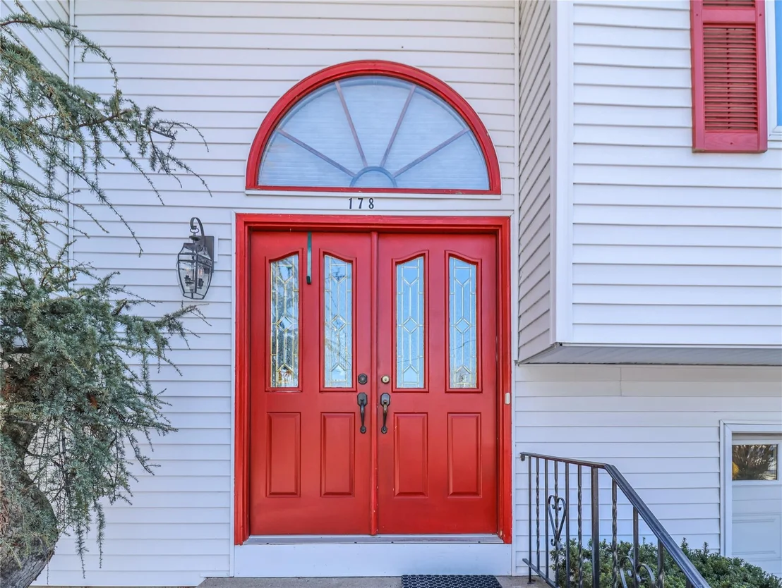 Photo of 178 Violet Drive