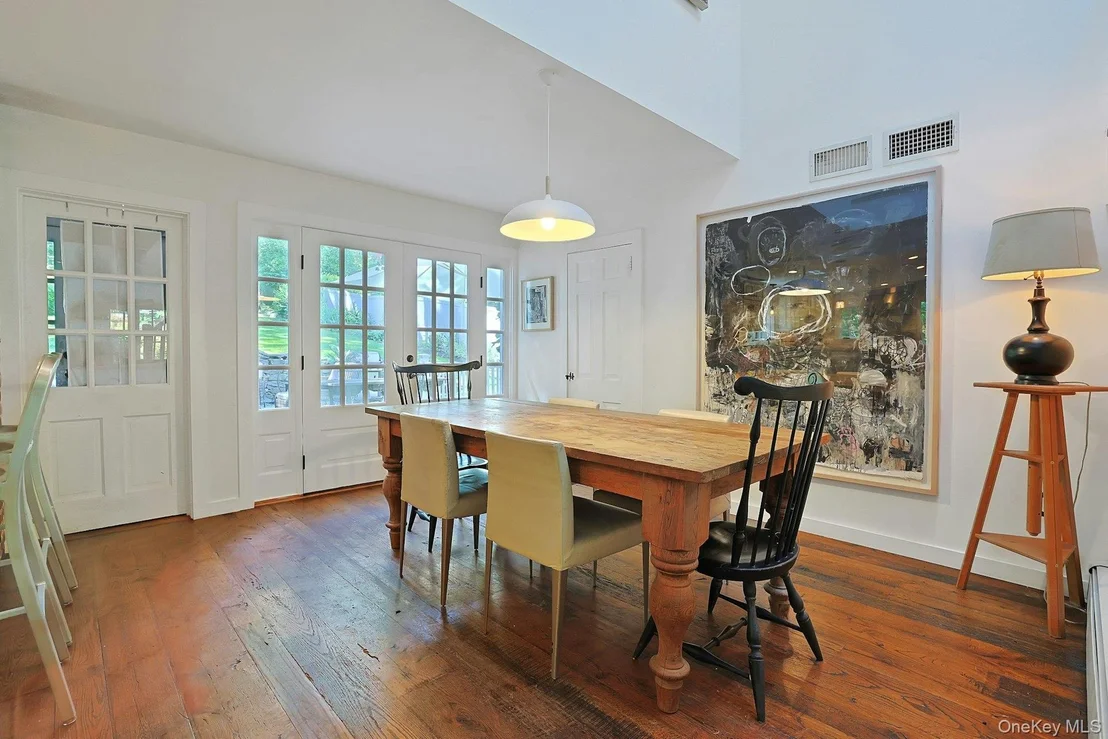 Photo of 65 Douglas Road