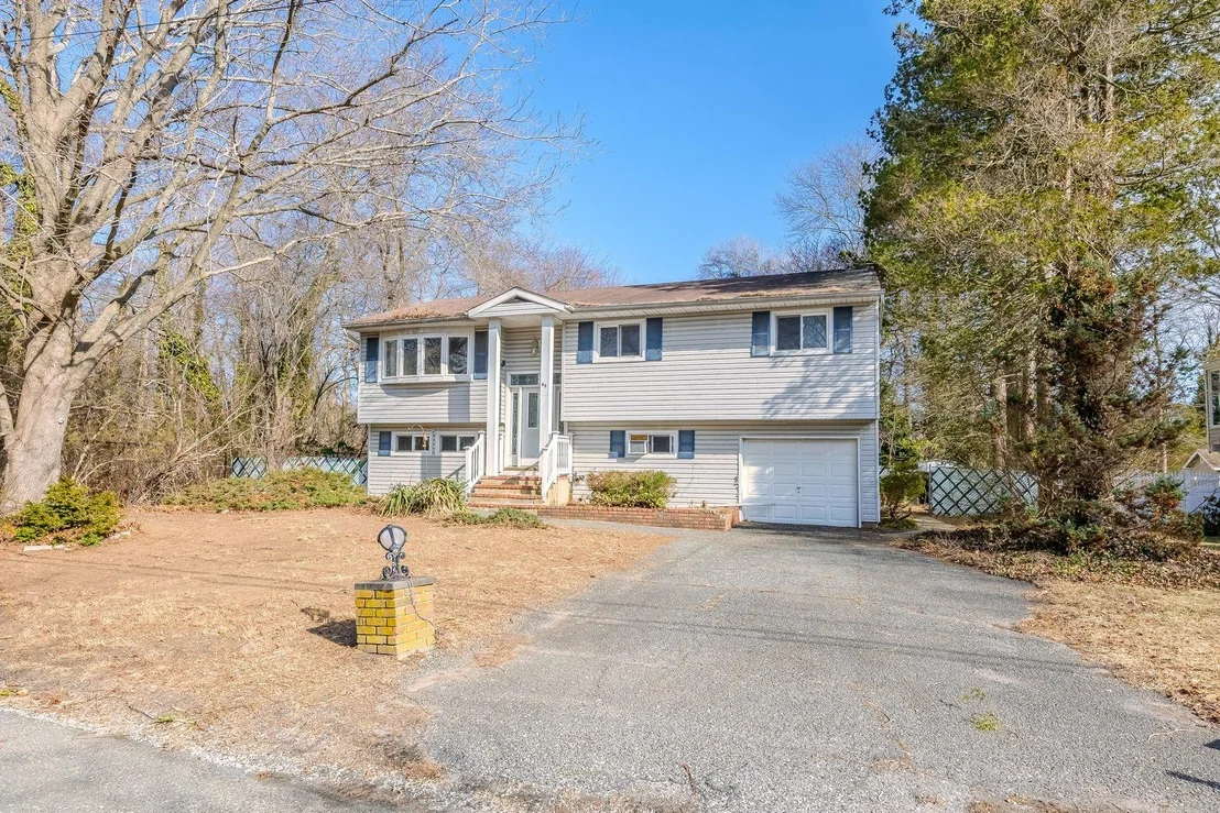 Photo of 65 Byron Way