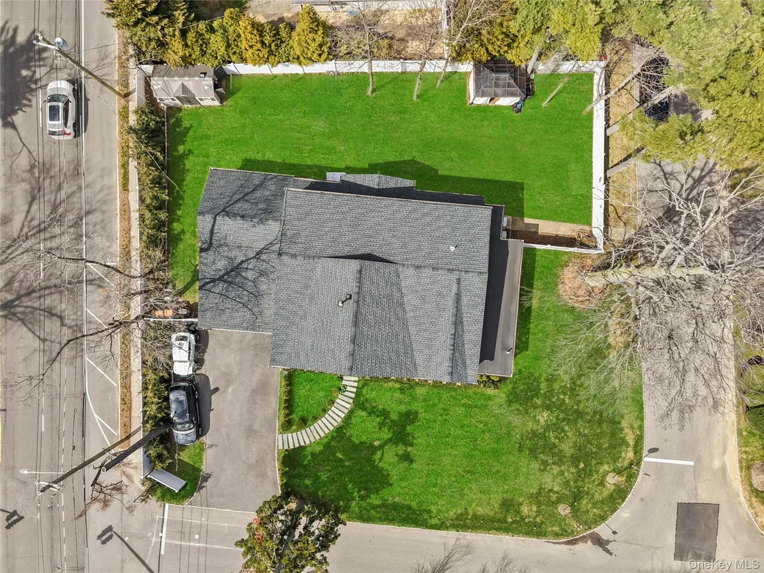 Photo of 2 Pine Drive S