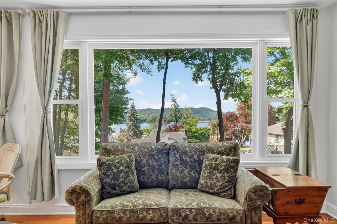 Photo of 333 Oak Drive