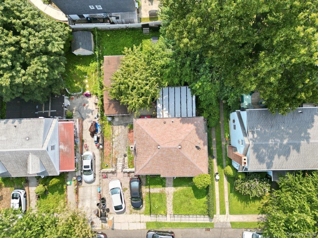 Photo of 290 First Street