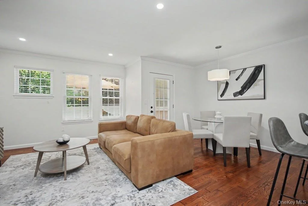 Photo of 101 Elmcrest Drive