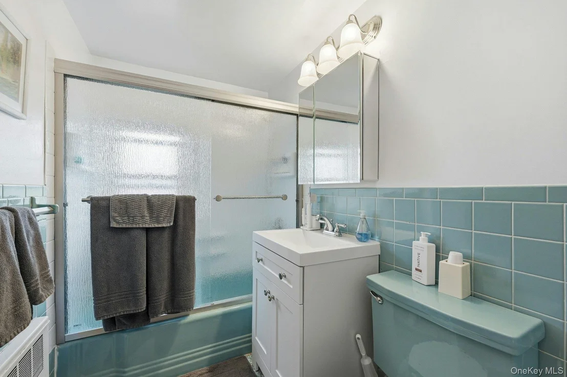 Photo of 124 Saddle Lane