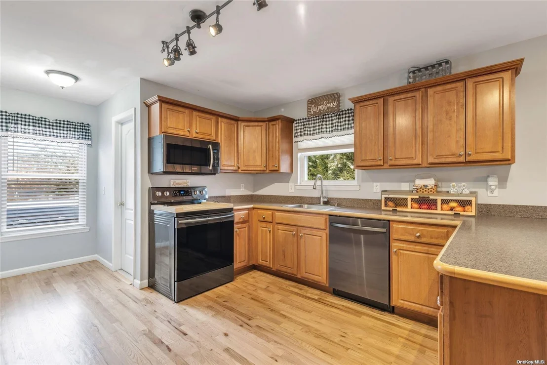 Photo of 1 Rockledge Drive