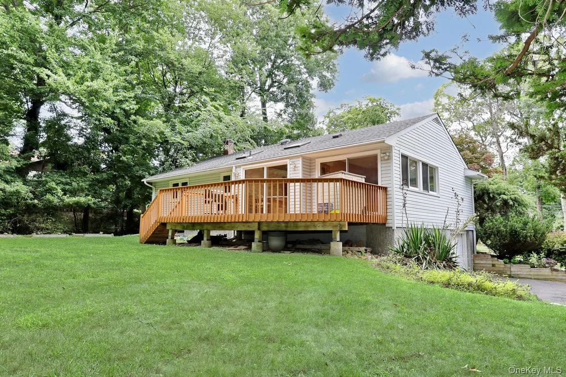 Photo of 160 Pascack Road