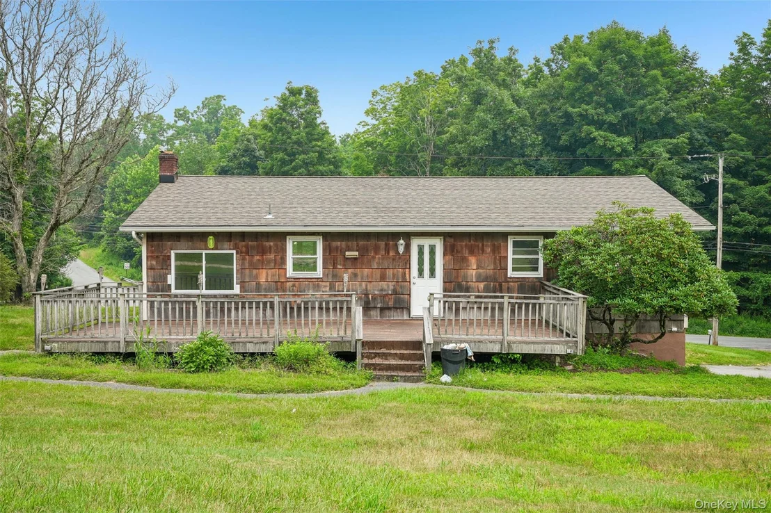 Photo of 53 W Ridge Road