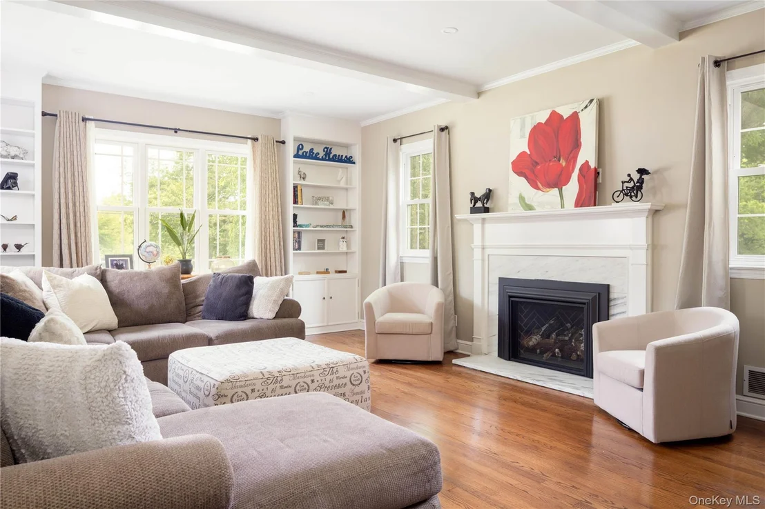 Photo of 115 Shore Road