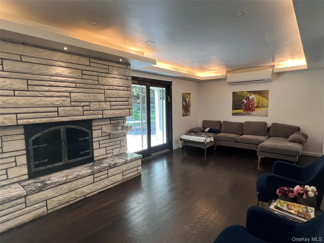 Photo of 7 Ormian Drive
