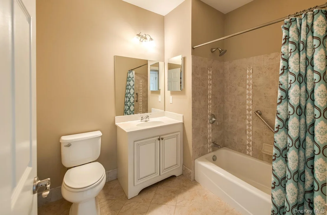 Photo of 734 Regency Drive