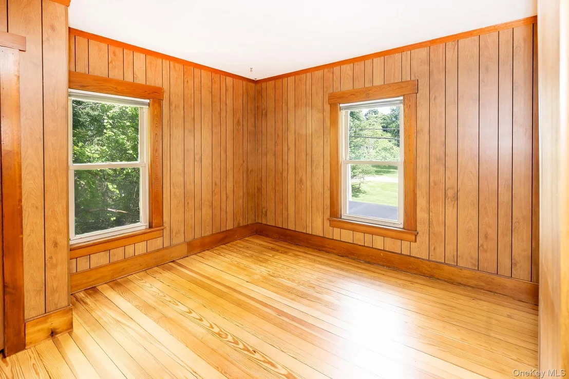Photo of 7 Maple Avenue