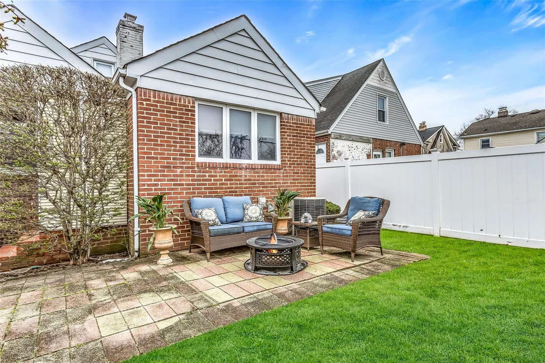 Photo of 17 Hillside Avenue