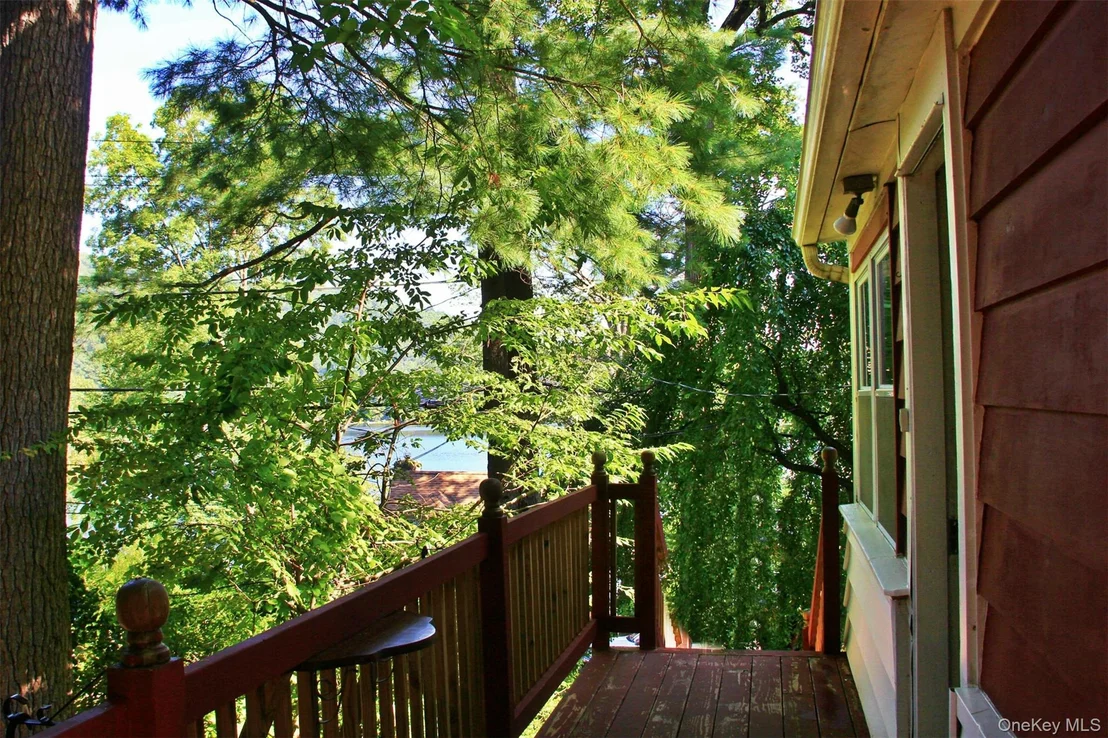 Photo of 184 Lake Drive