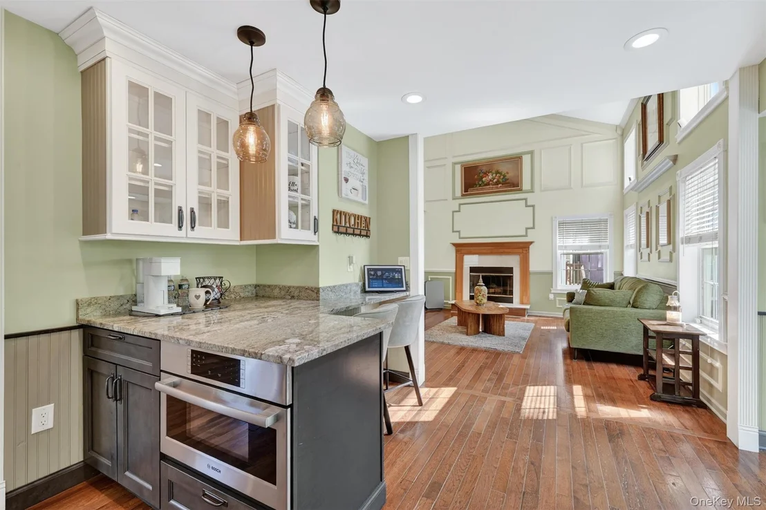 Photo of 20 Alexander Drive