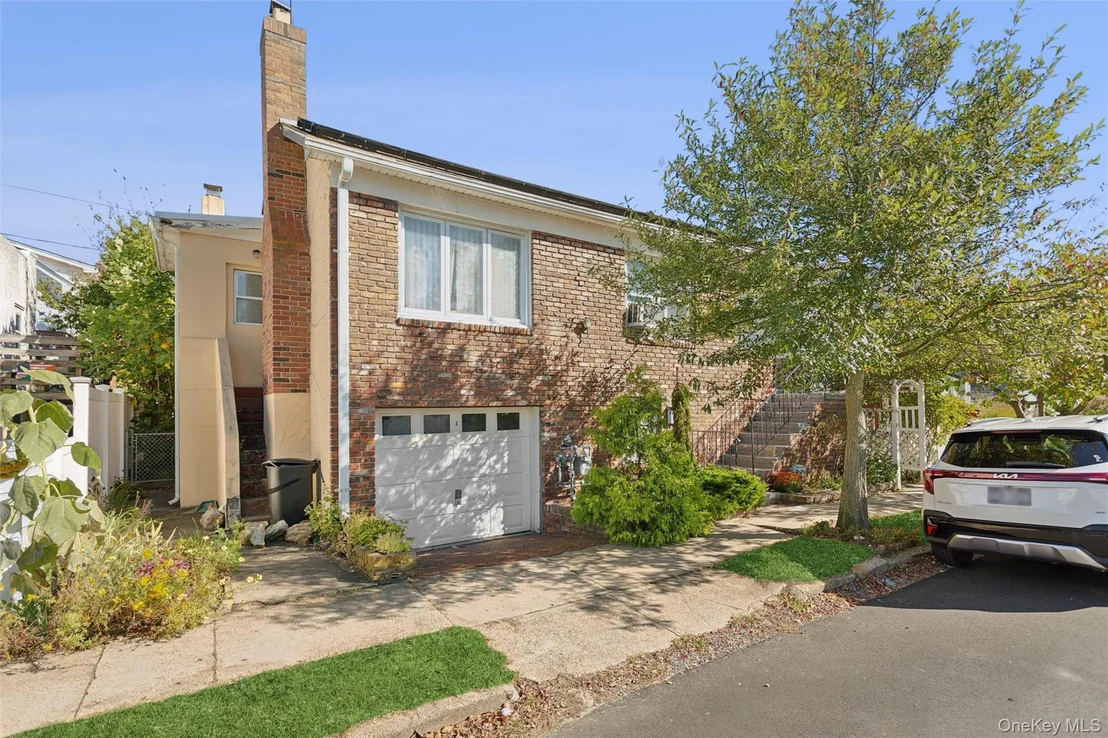 Photo of 124 Coolidge Avenue