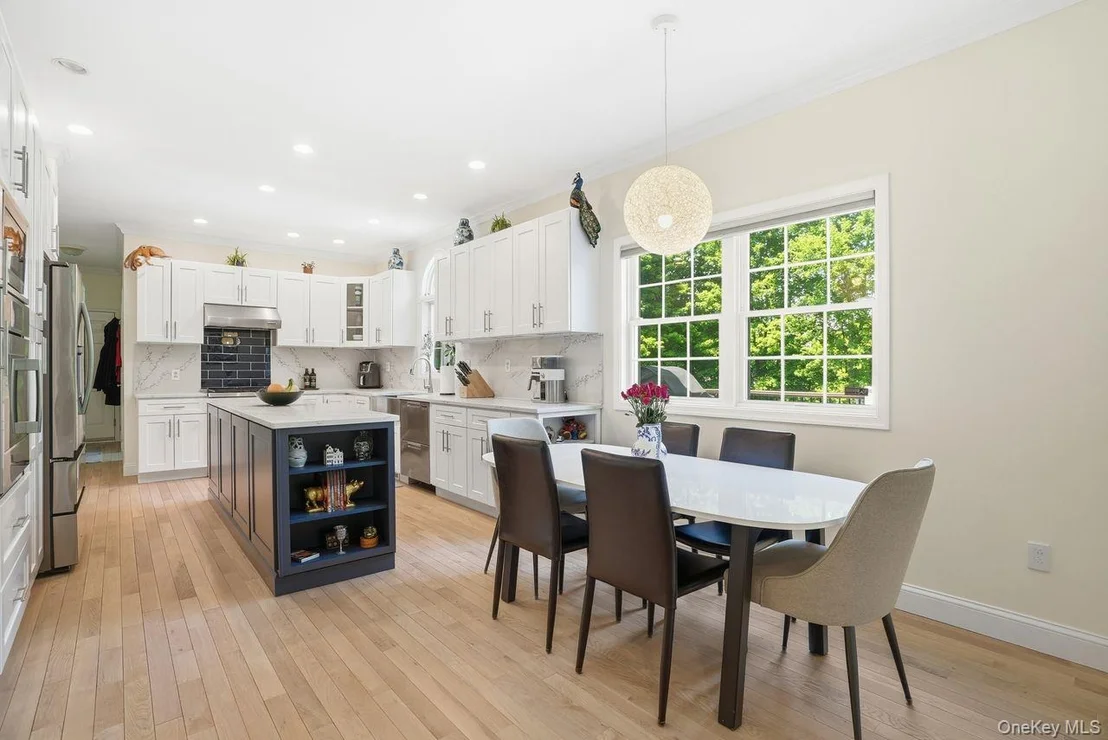 Photo of 882 Kipling Drive