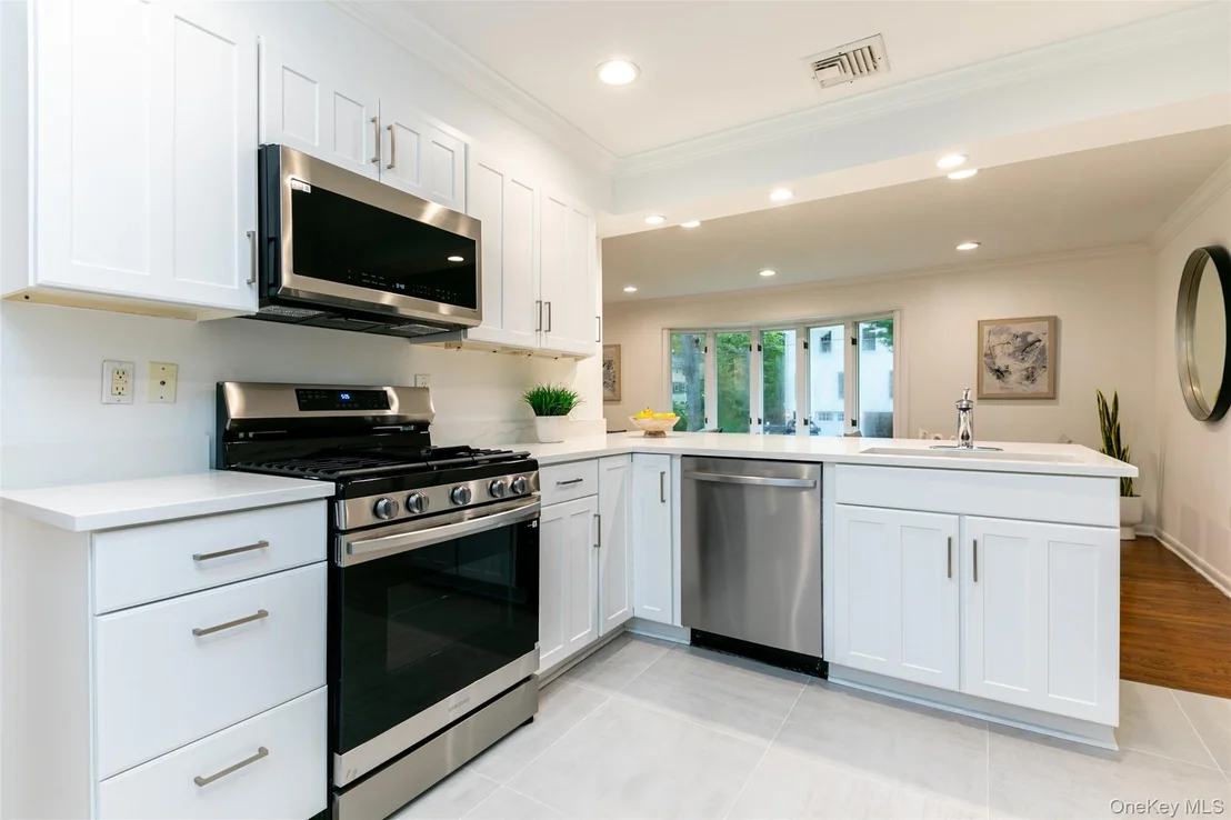 Photo of 8 Belmont Avenue