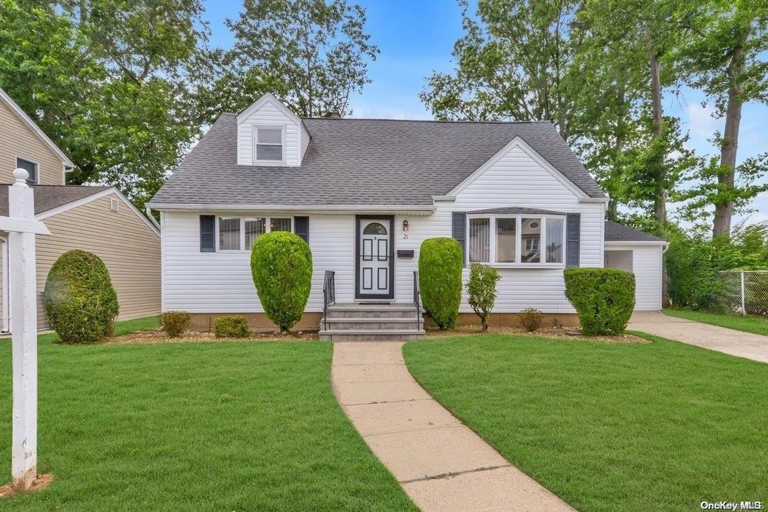 Photo of 21 Meadow Drive