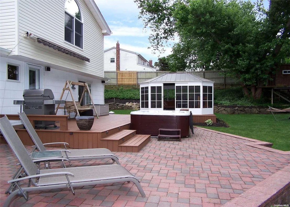 Photo of 6 Woodview Drive