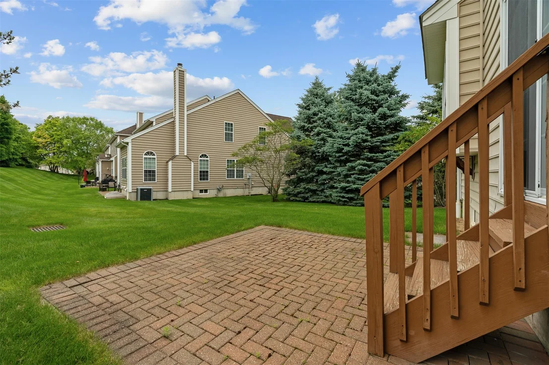 Photo of 640 Creekside Lane