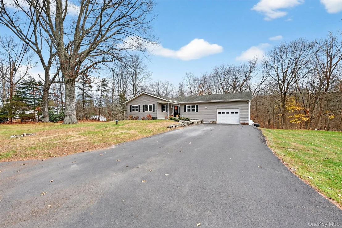 Photo of 8 Ridge Road