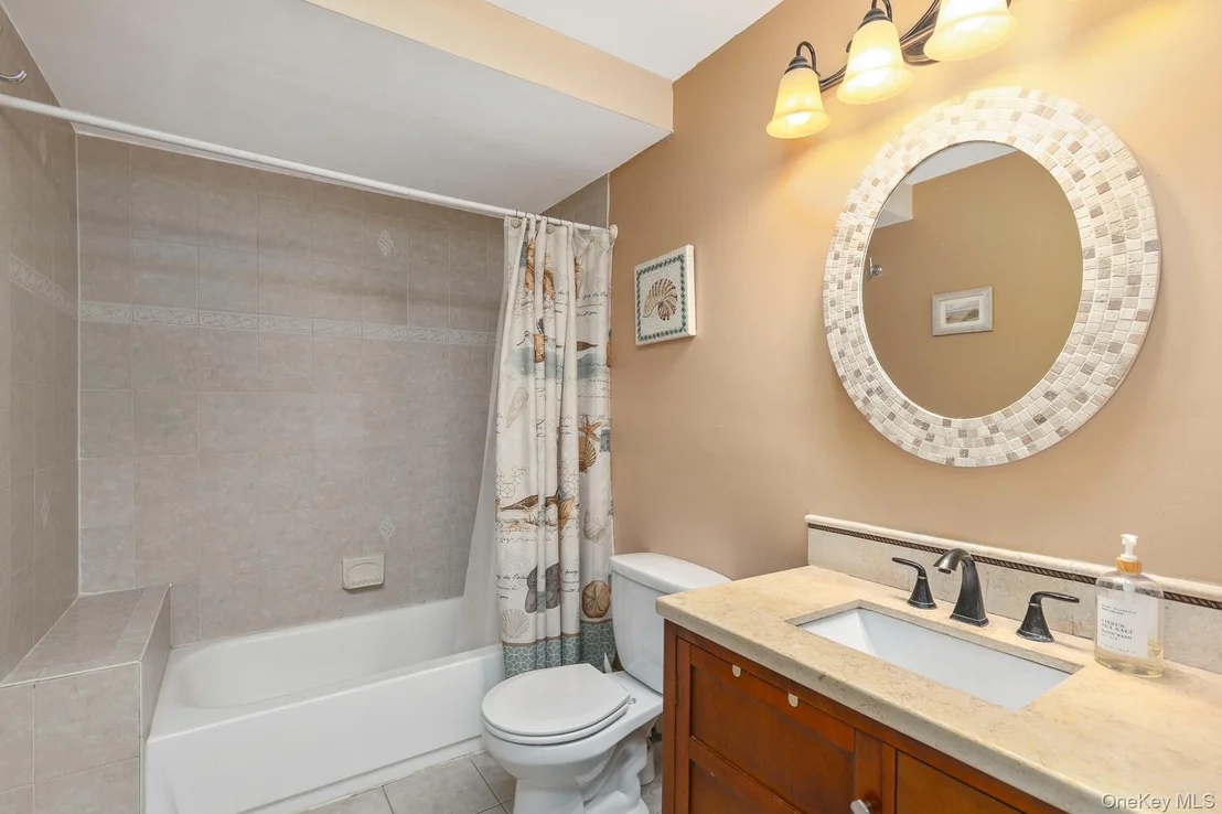 Photo of 30 Long Pond Road