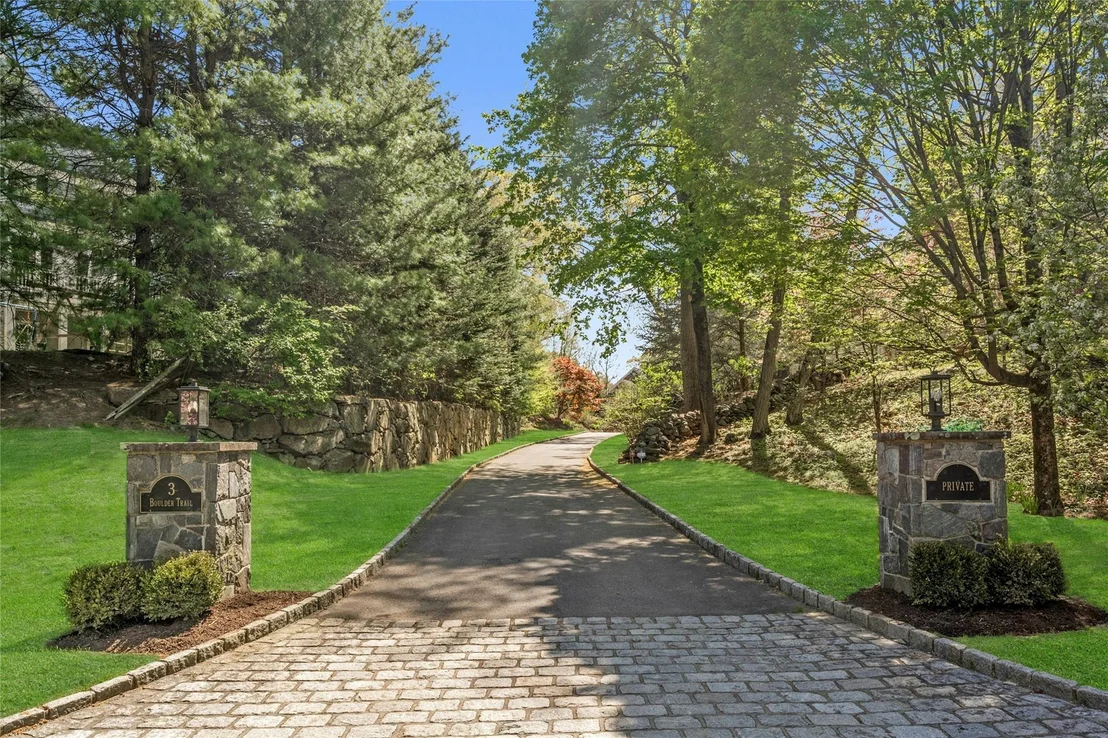 Photo of 3 Boulder Trail
