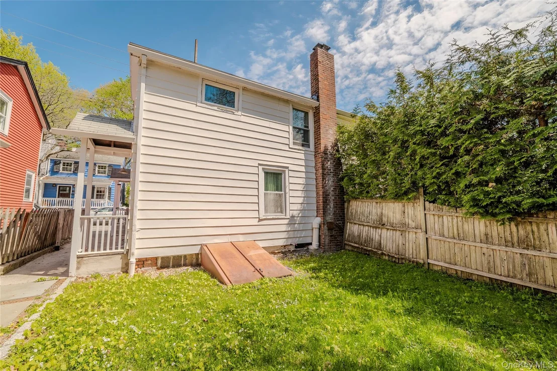Photo of 11 Kemble Avenue