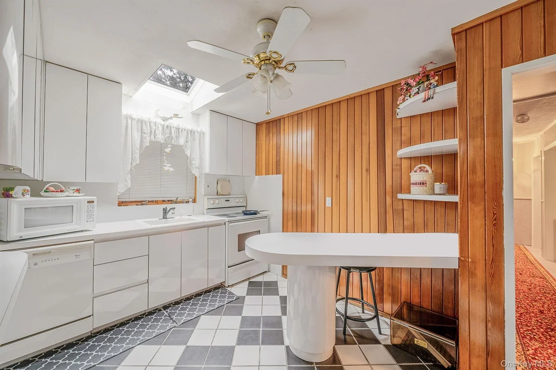Photo of 8 Claremont Drive