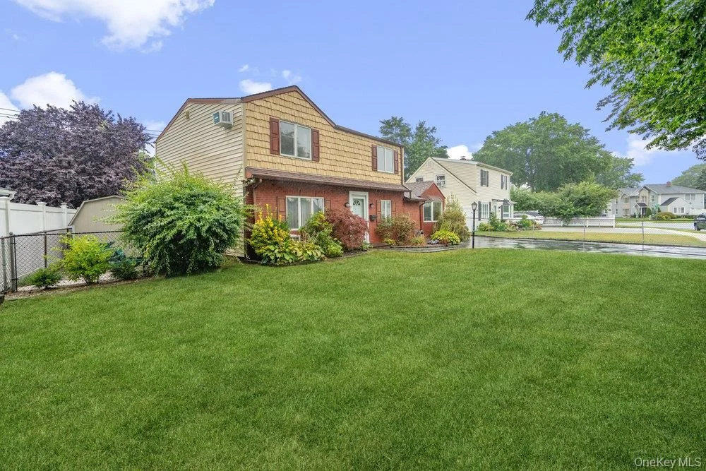Photo of 20 carnation Road