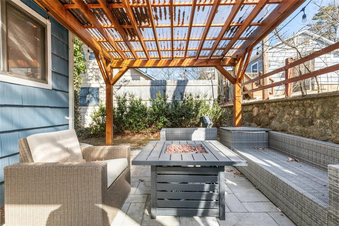 Photo of 8 Terrace Drive