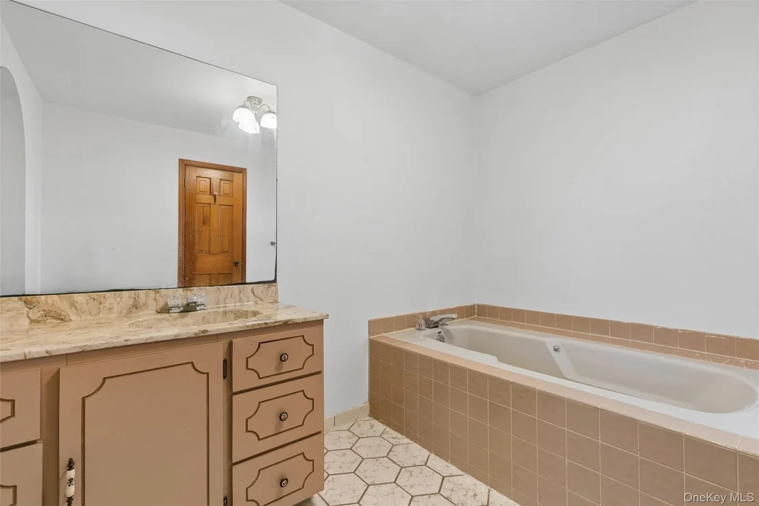 Photo of 49 Overhill Road