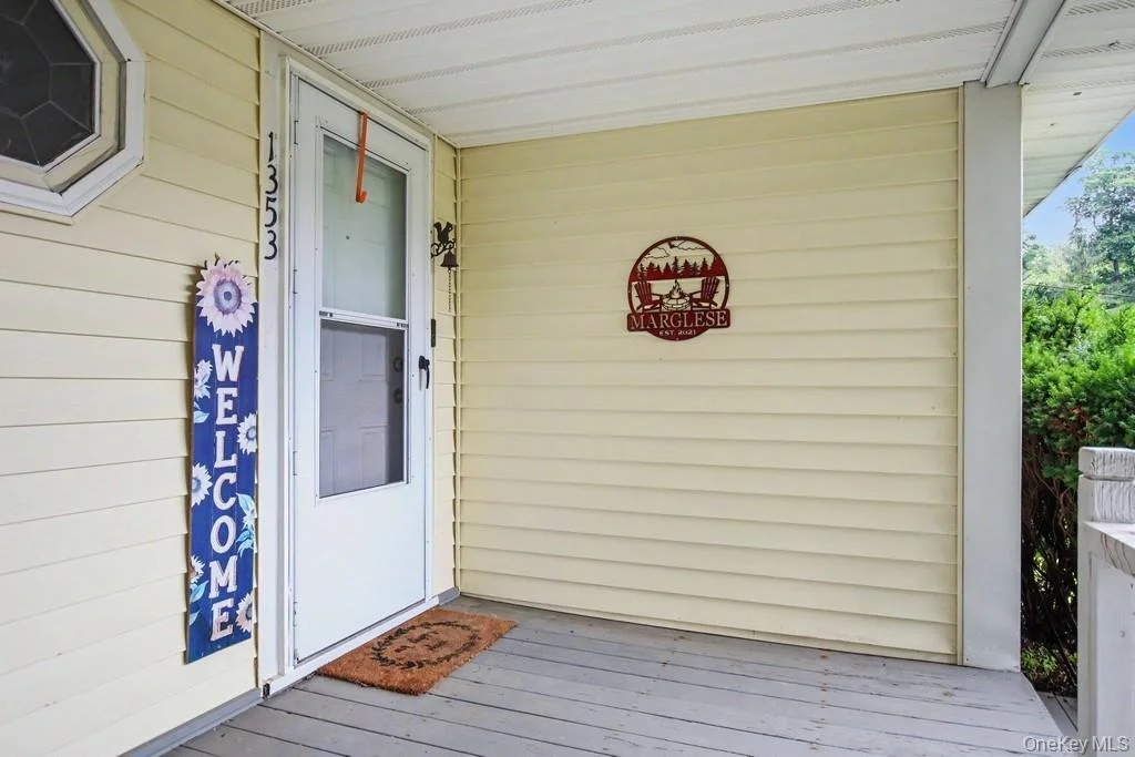 Photo of 1353 Route 6