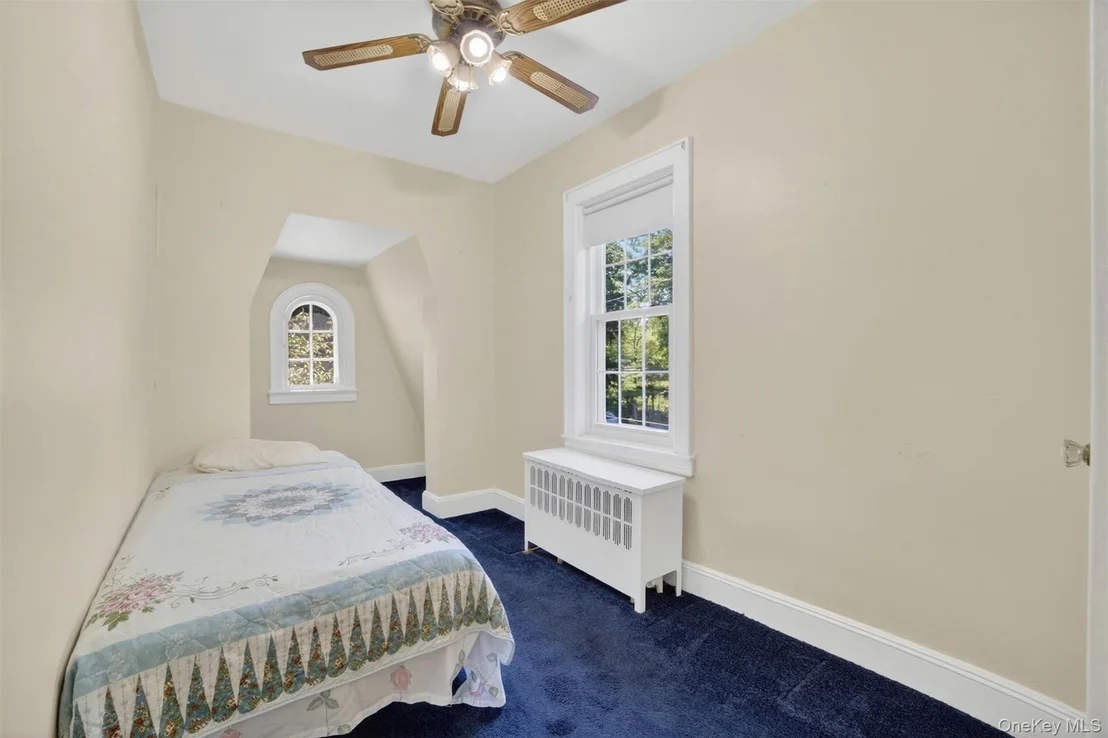 Photo of 84 Halstead Avenue