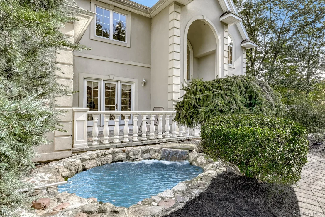 Photo of 30 Senator Levy Drive