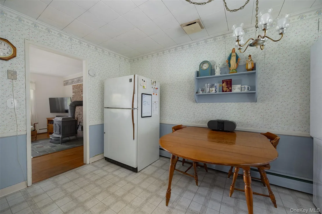 Photo of 140 Cherrywood Drive