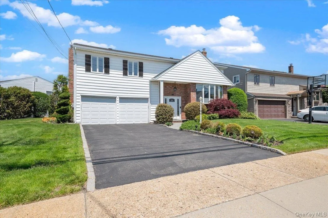 Photo of 3089 Monterey Drive