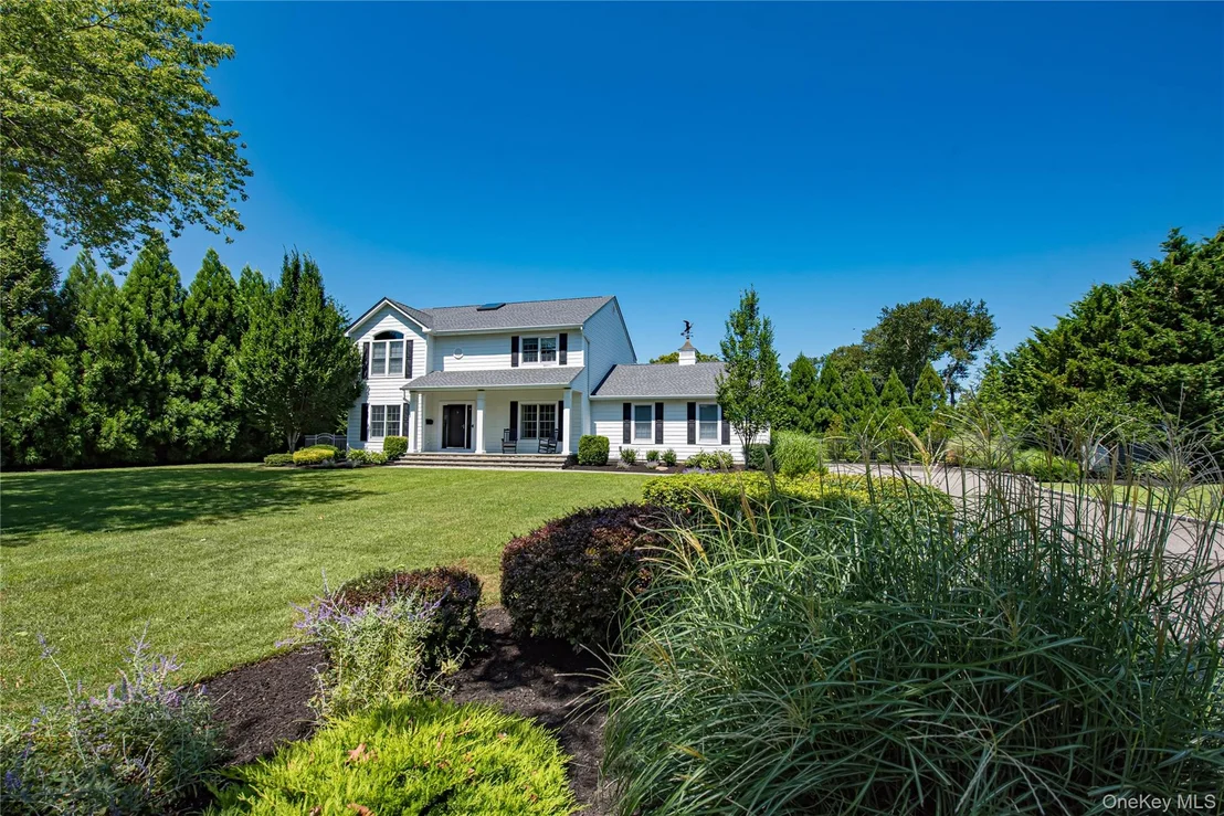 Photo of 15 Cedar Avenue Extension