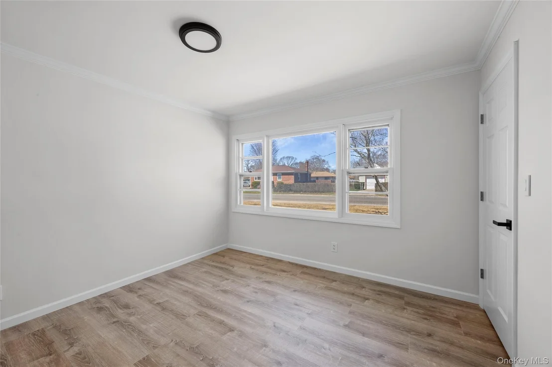 Photo of 32 Flintlock Drive