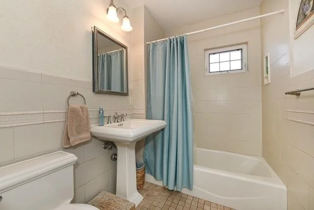 Photo of 24 Surrey Drive