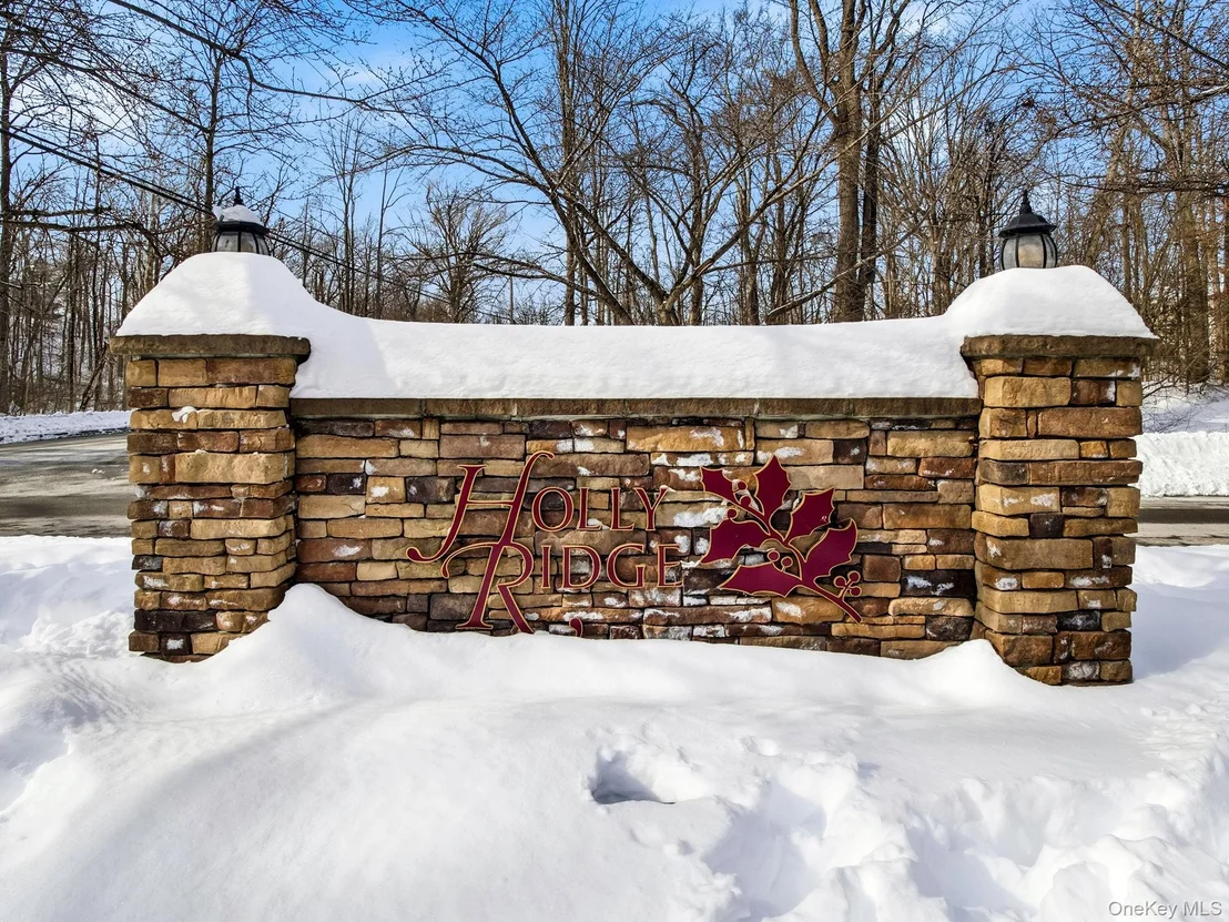 Photo of 1604 Pondview Loop