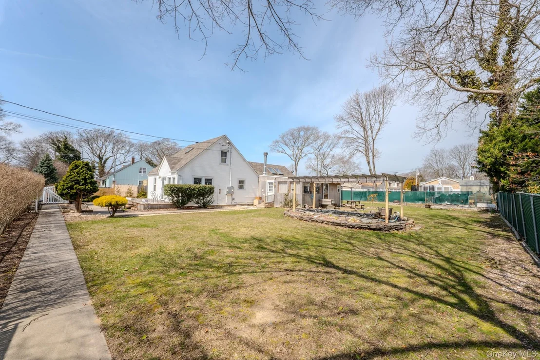 Photo of 33 Manor Drive