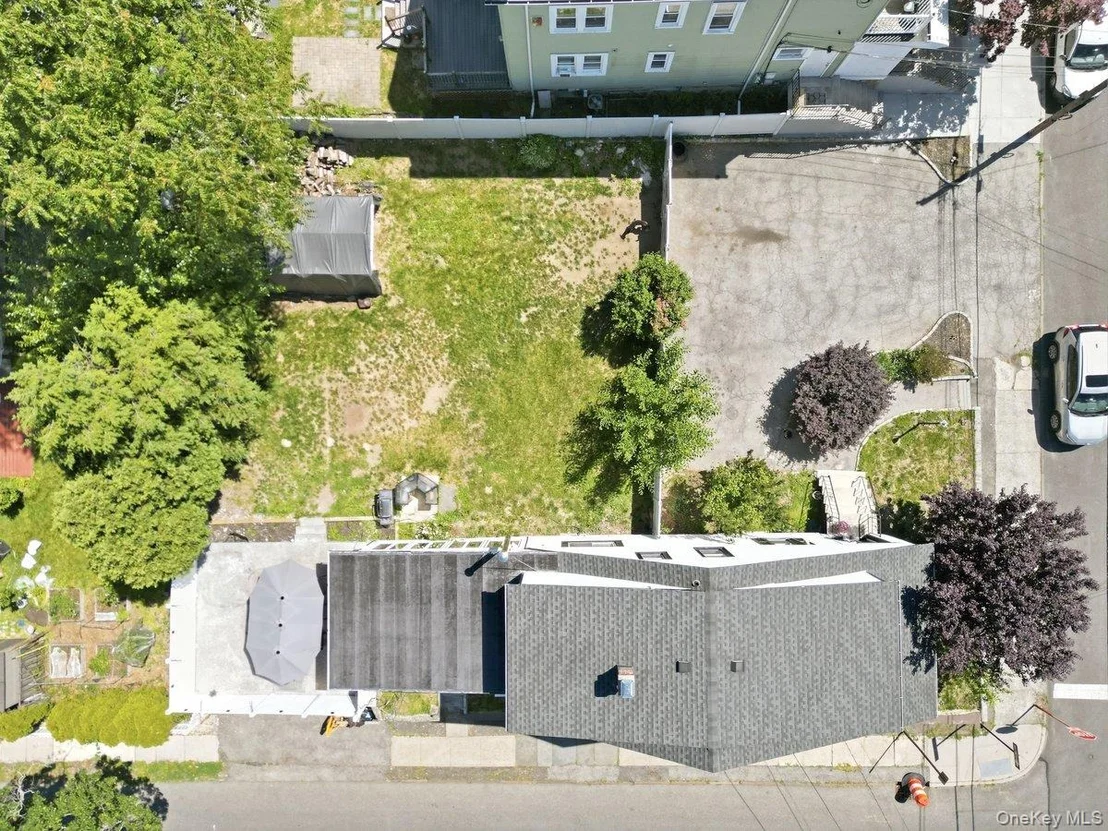 Photo of 172 Crescent Place