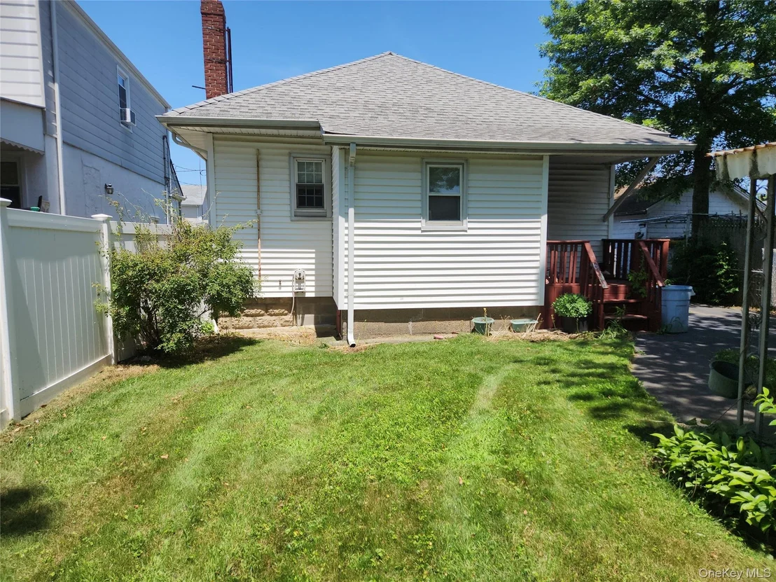 Photo of 14 W Argyle Street