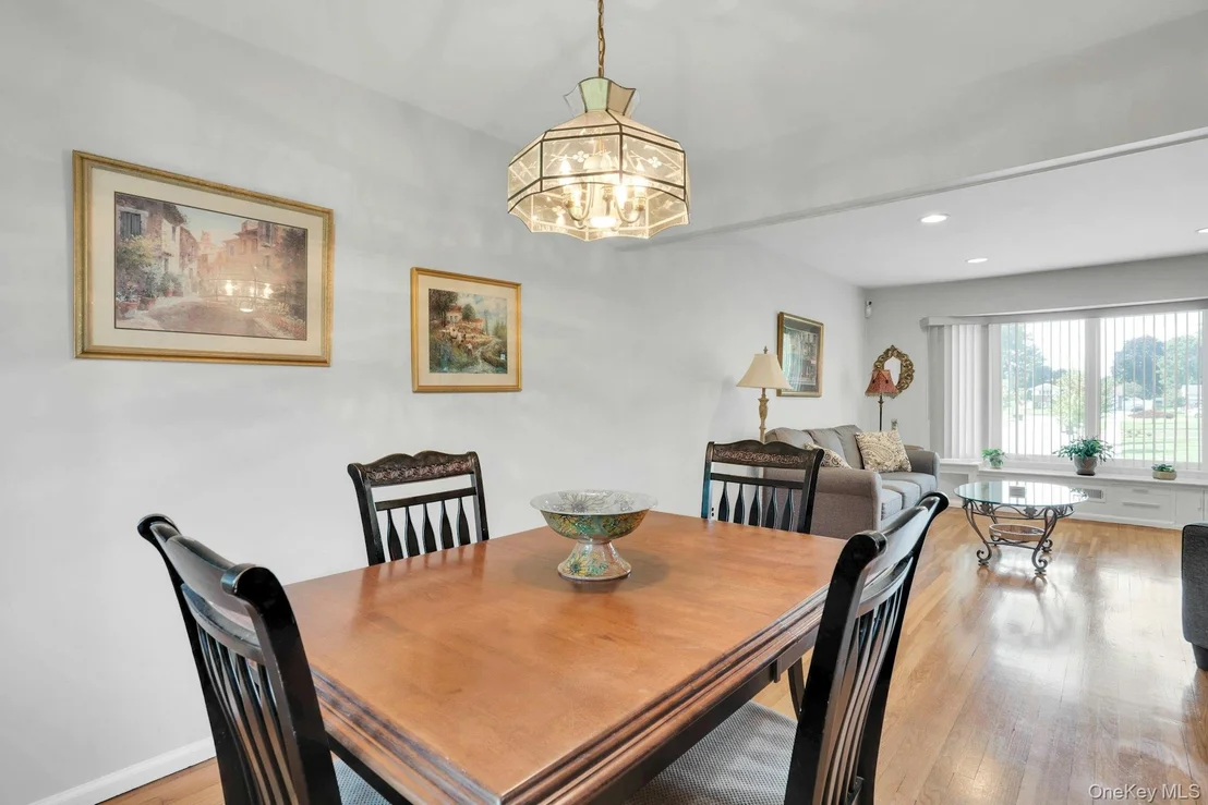Photo of 43 Genesee Drive