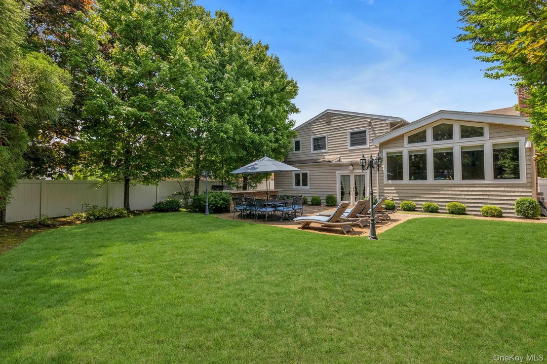 Photo of 2114 Donna Drive