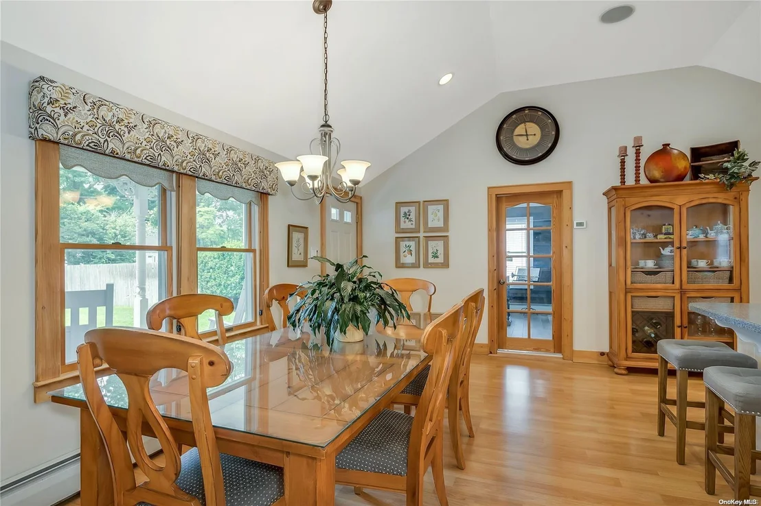 Photo of 21 Oak Street
