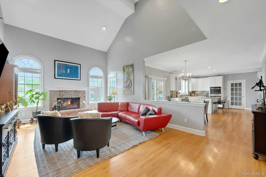 Photo of 34 Eagle Court