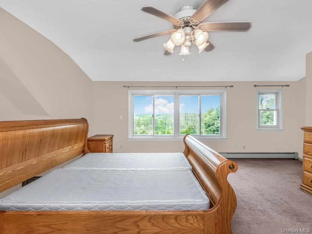 Photo of 90 Remsen Circle