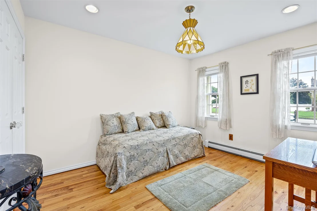 Photo of 3 Louis Place
